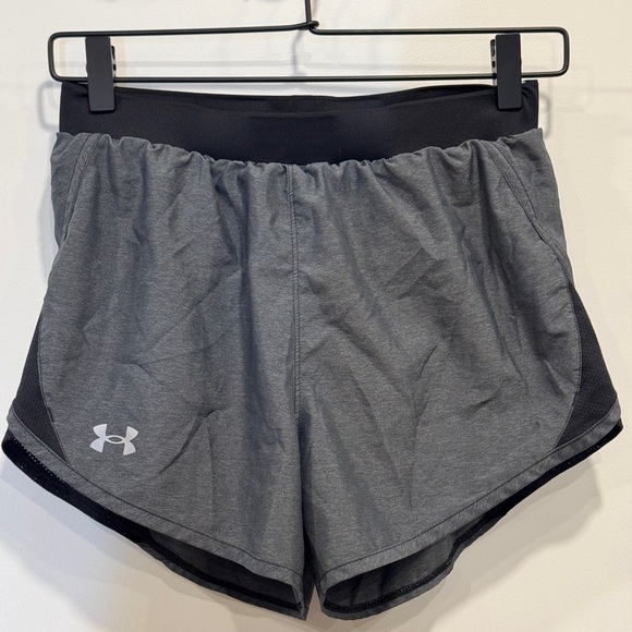 Under armor running shorts - Picture 1 of 13